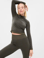 Seamless Jacquard Mock-Neck Half-Zip Top