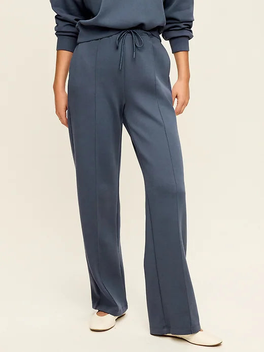 Mid-Rise Dynamic Fleece Textured Wide-Leg Sweatpants